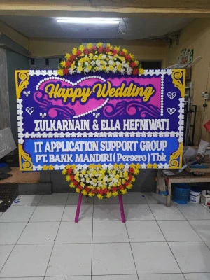 Papan Bunga di Trisi